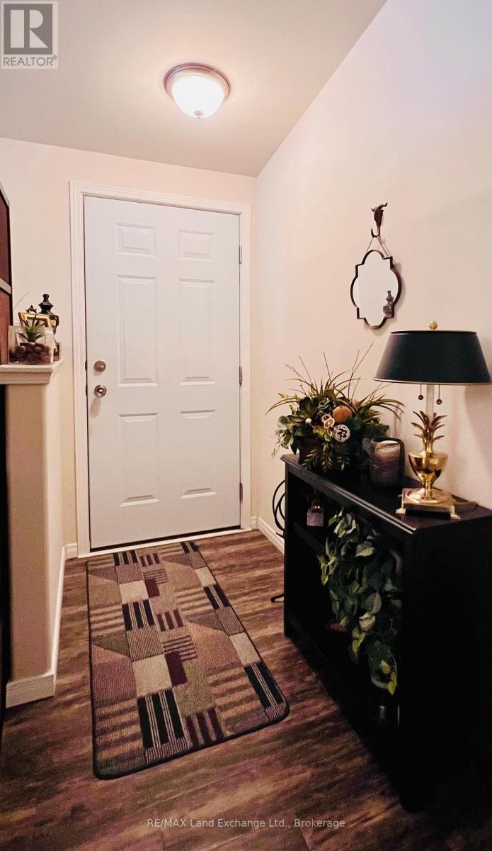 16 Sutton Drive, Ashfield-Colborne-Wawanosh, Ontario  N7A 3Y3 - Photo 13 - X12054534