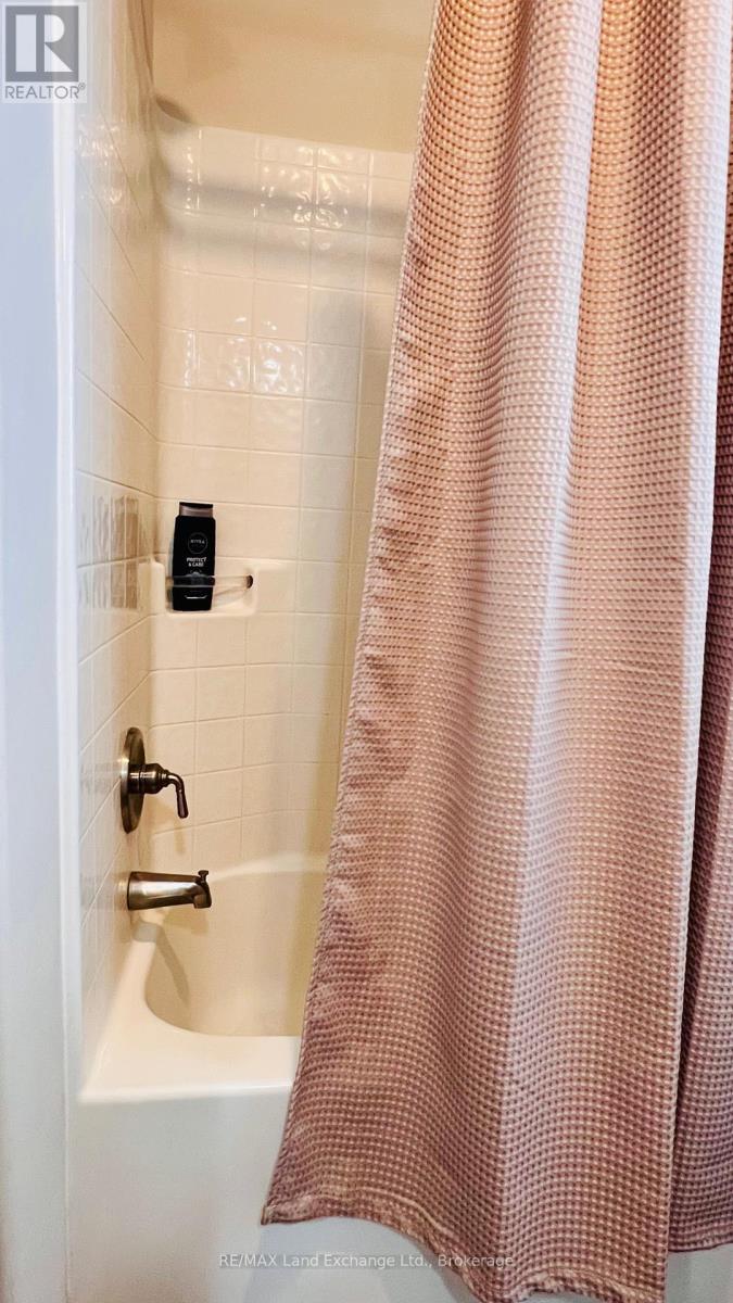 16 Sutton Drive, Ashfield-Colborne-Wawanosh, Ontario  N7A 3Y3 - Photo 16 - X12054534