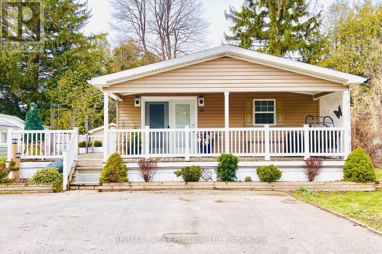 16 Sutton Drive, Ashfield-Colborne-Wawanosh, Ontario  N7A 3Y3 - Photo 2 - X12054534