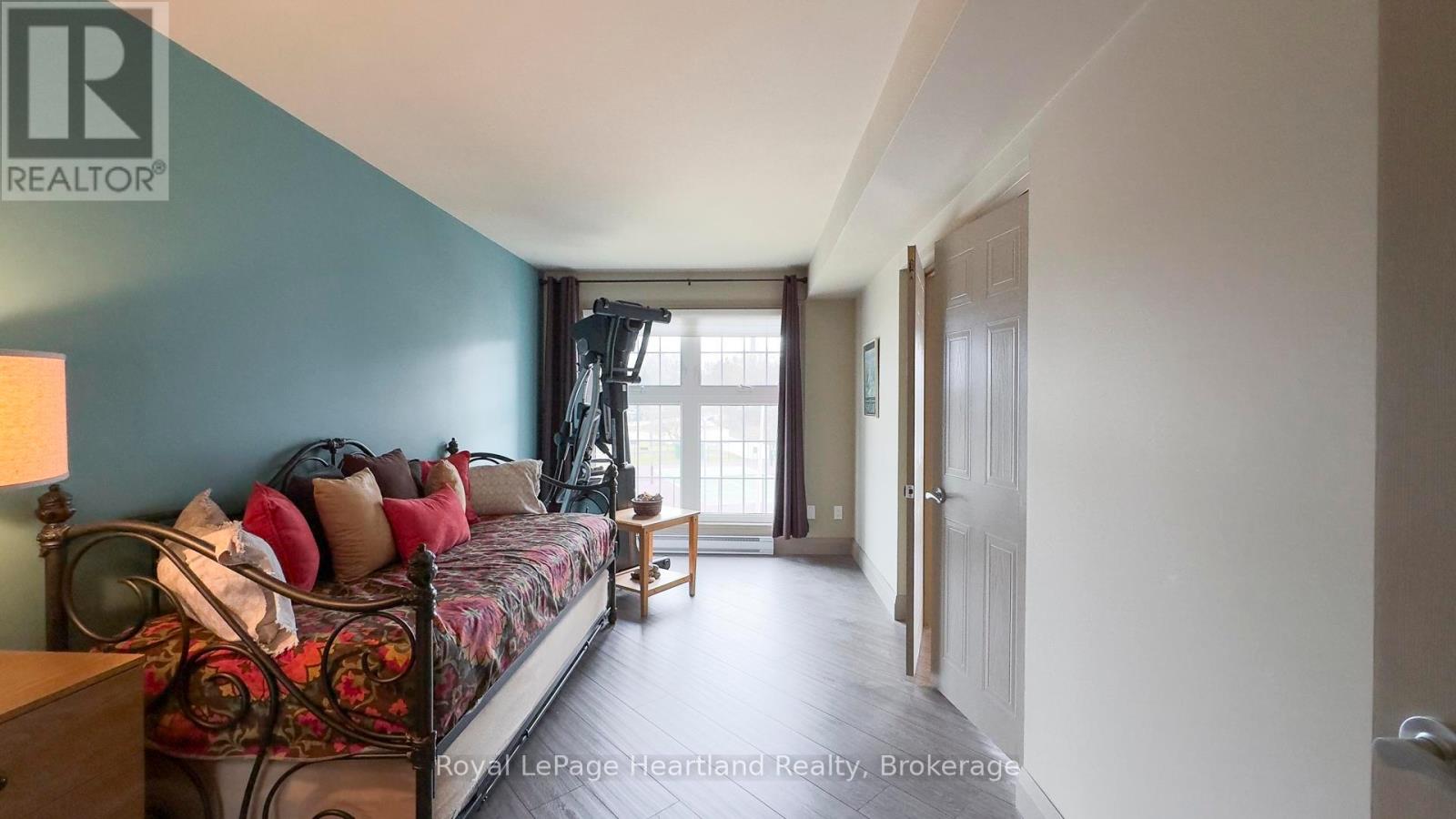 302 - 200 Harbour Street, Kincardine, Ontario  N2Z 3A3 - Photo 16 - X12063701