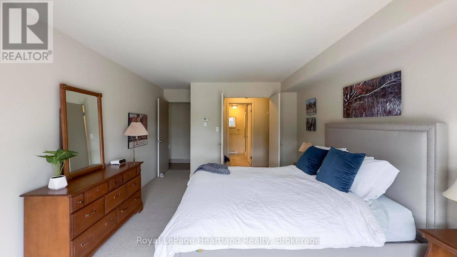 302 - 200 Harbour Street, Kincardine, Ontario  N2Z 3A3 - Photo 22 - X12063701