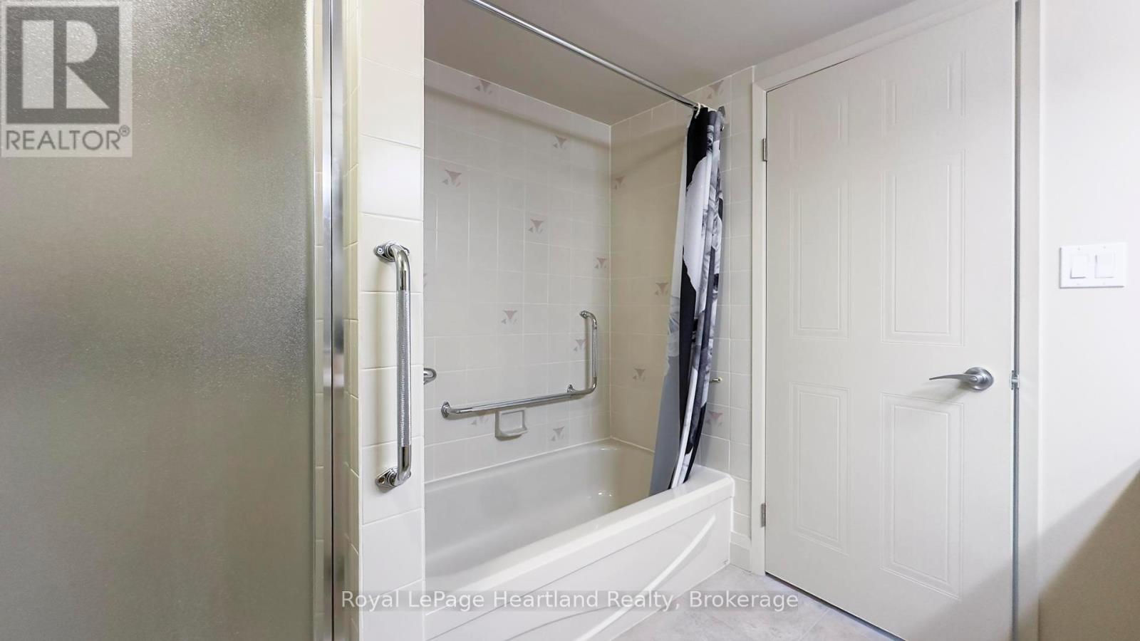 302 - 200 Harbour Street, Kincardine, Ontario  N2Z 3A3 - Photo 26 - X12063701