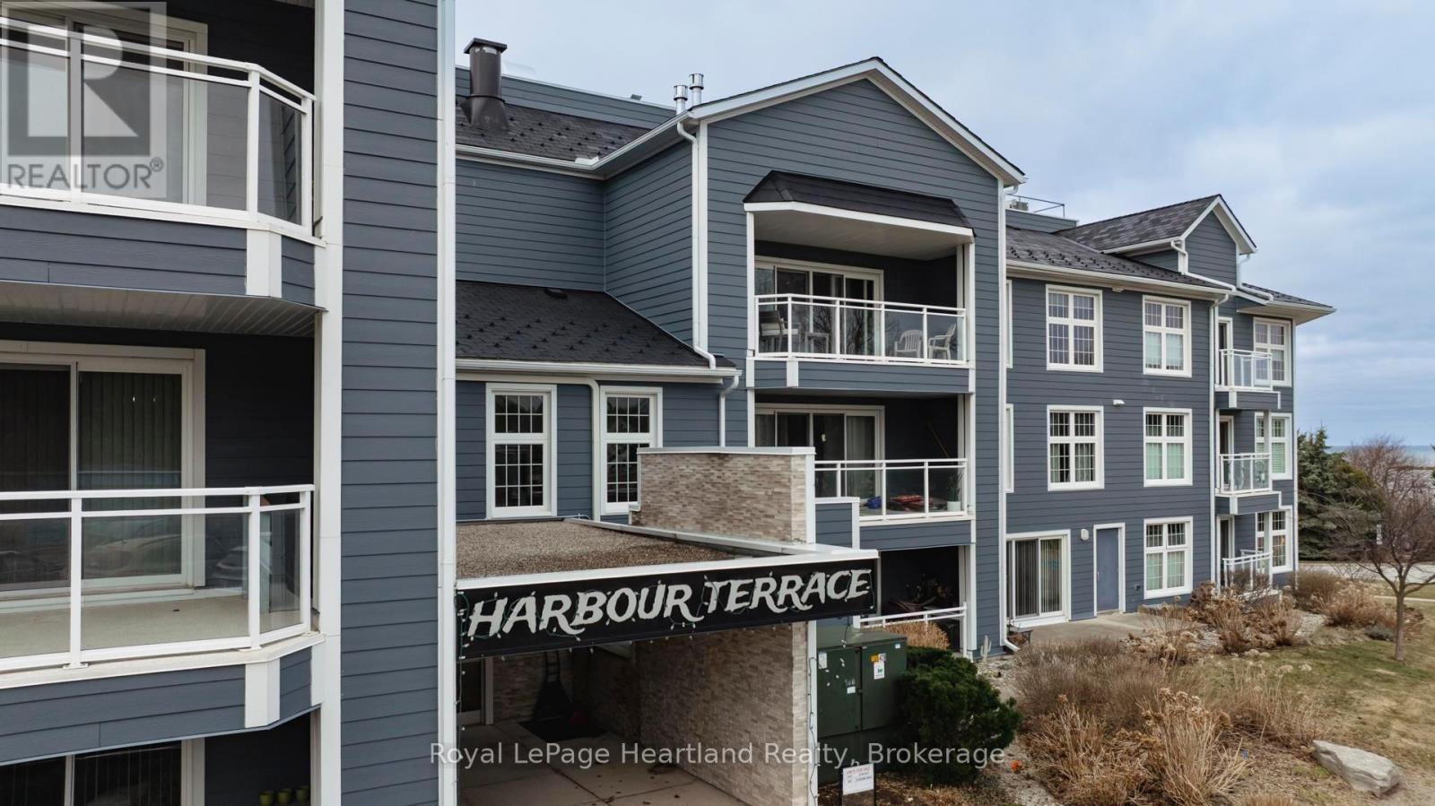 302 - 200 Harbour Street, Kincardine, Ontario  N2Z 3A3 - Photo 36 - X12063701