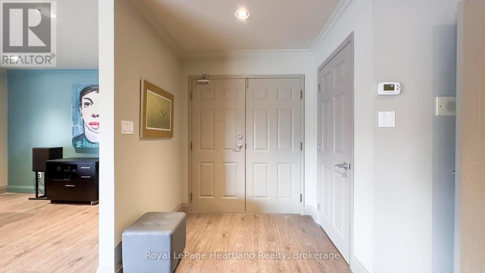 302 - 200 Harbour Street, Kincardine, Ontario  N2Z 3A3 - Photo 6 - X12063701
