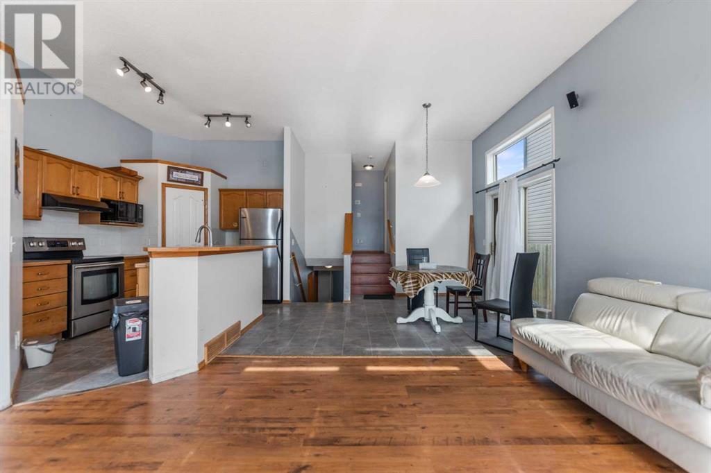 Property at 444 taradale Drive NE image 5