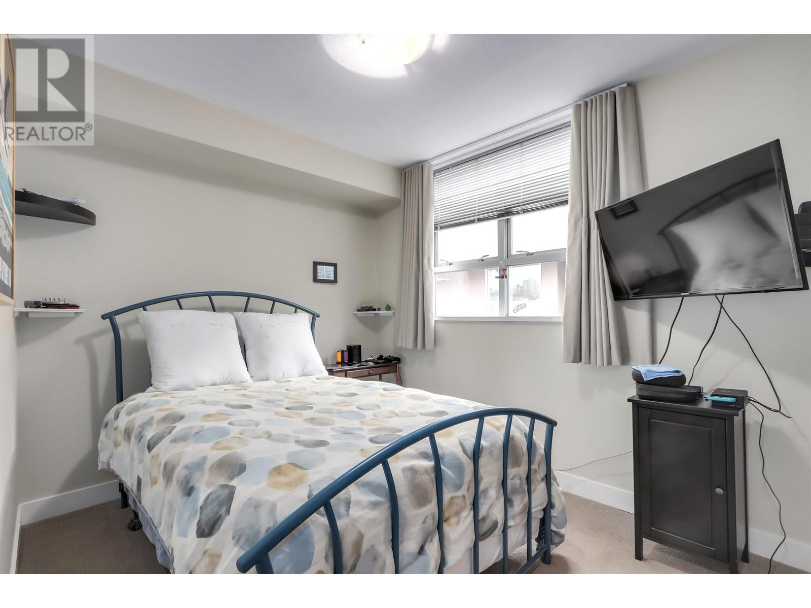 Listing Picture 14 of 24 : 18 1250 W 6TH AVENUE, Vancouver / 溫哥華 - 魯藝地產 Yvonne Lu Group - MLS Medallion Club Member