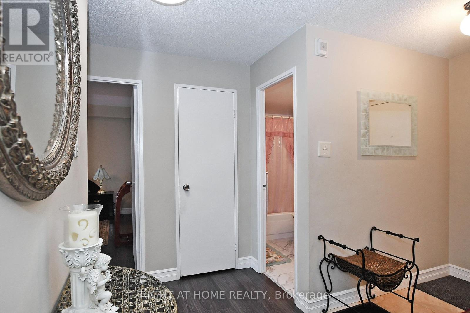 806 - 60 Inverlochy Boulevard, Markham, Ontario  L3T 4T7 - Photo 23 - N12063708