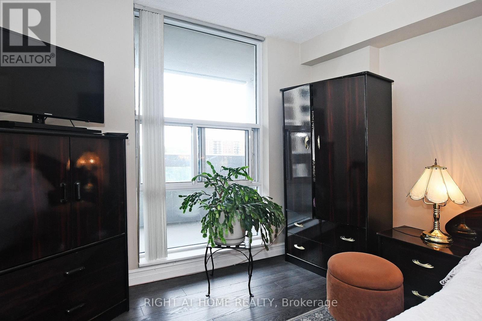 806 - 60 Inverlochy Boulevard, Markham, Ontario  L3T 4T7 - Photo 27 - N12063708