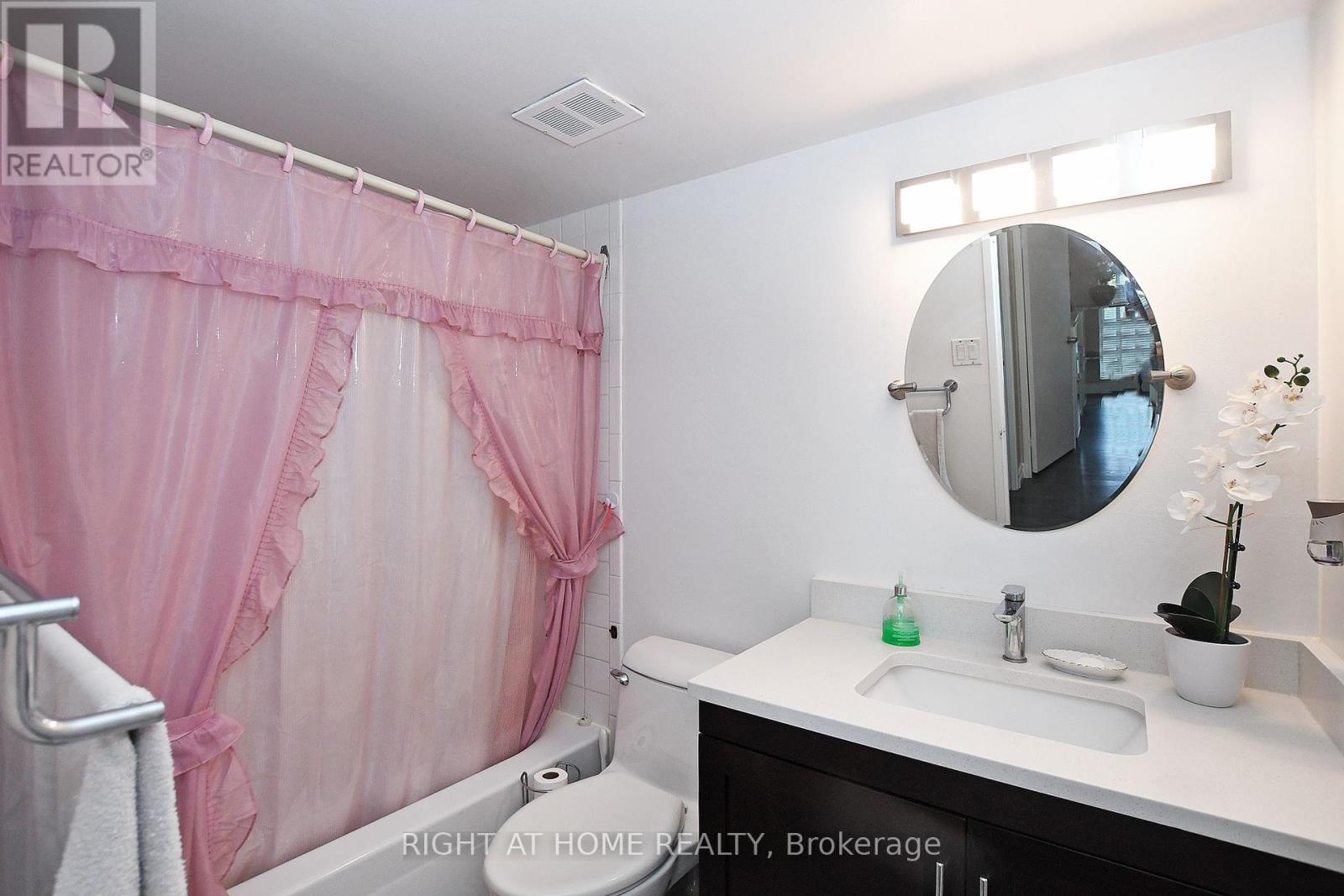 806 - 60 Inverlochy Boulevard, Markham, Ontario  L3T 4T7 - Photo 34 - N12063708