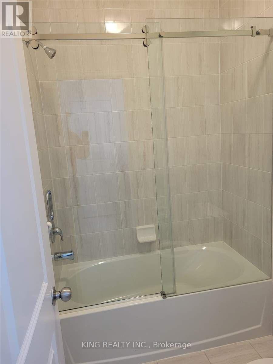 15 Brent Stephens Way, Brampton, Ontario  L7A 5B6 - Photo 16 - W12063733