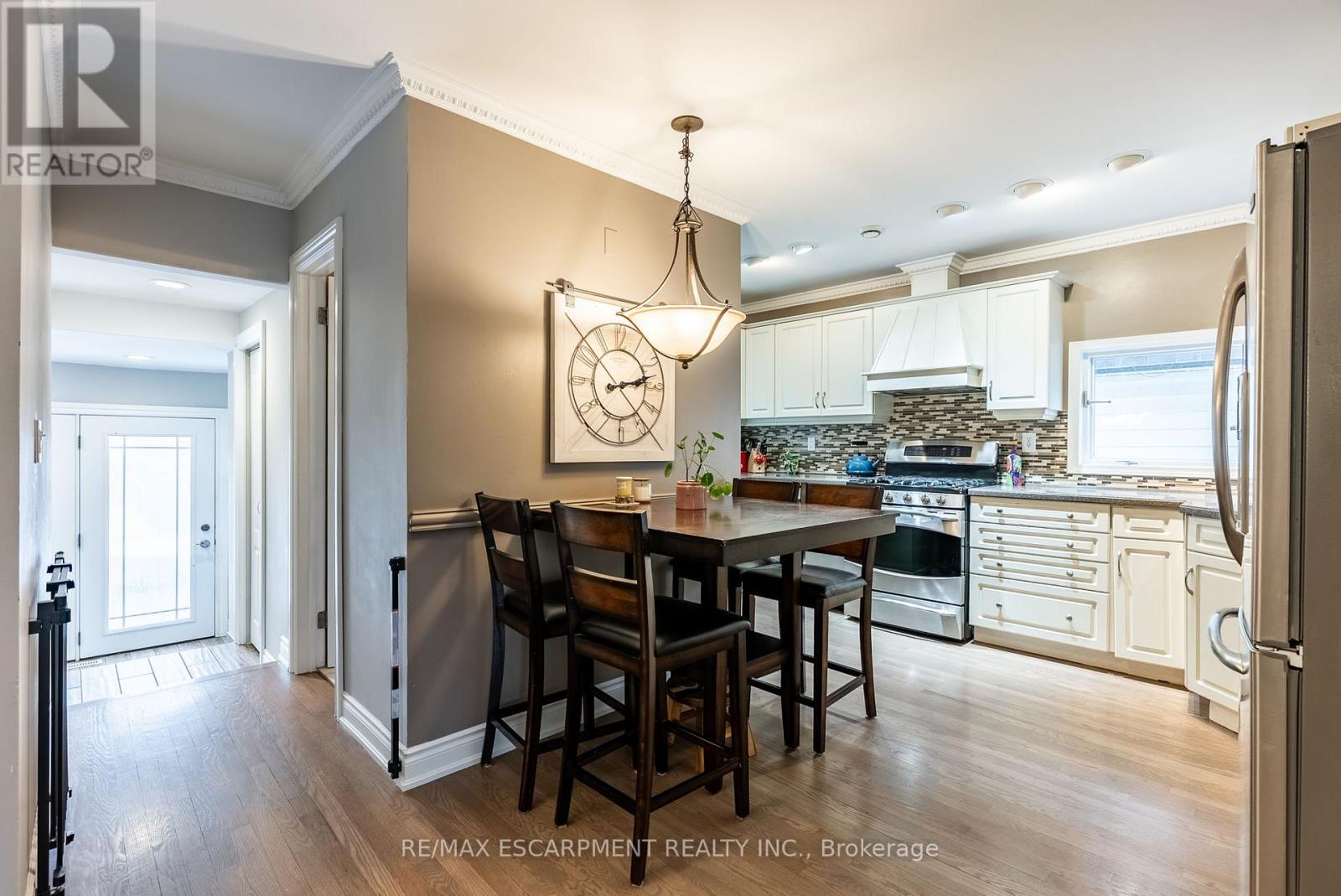 892 Sixth Street, Mississauga, Ontario  L5E 1N6 - Photo 13 - W12063675