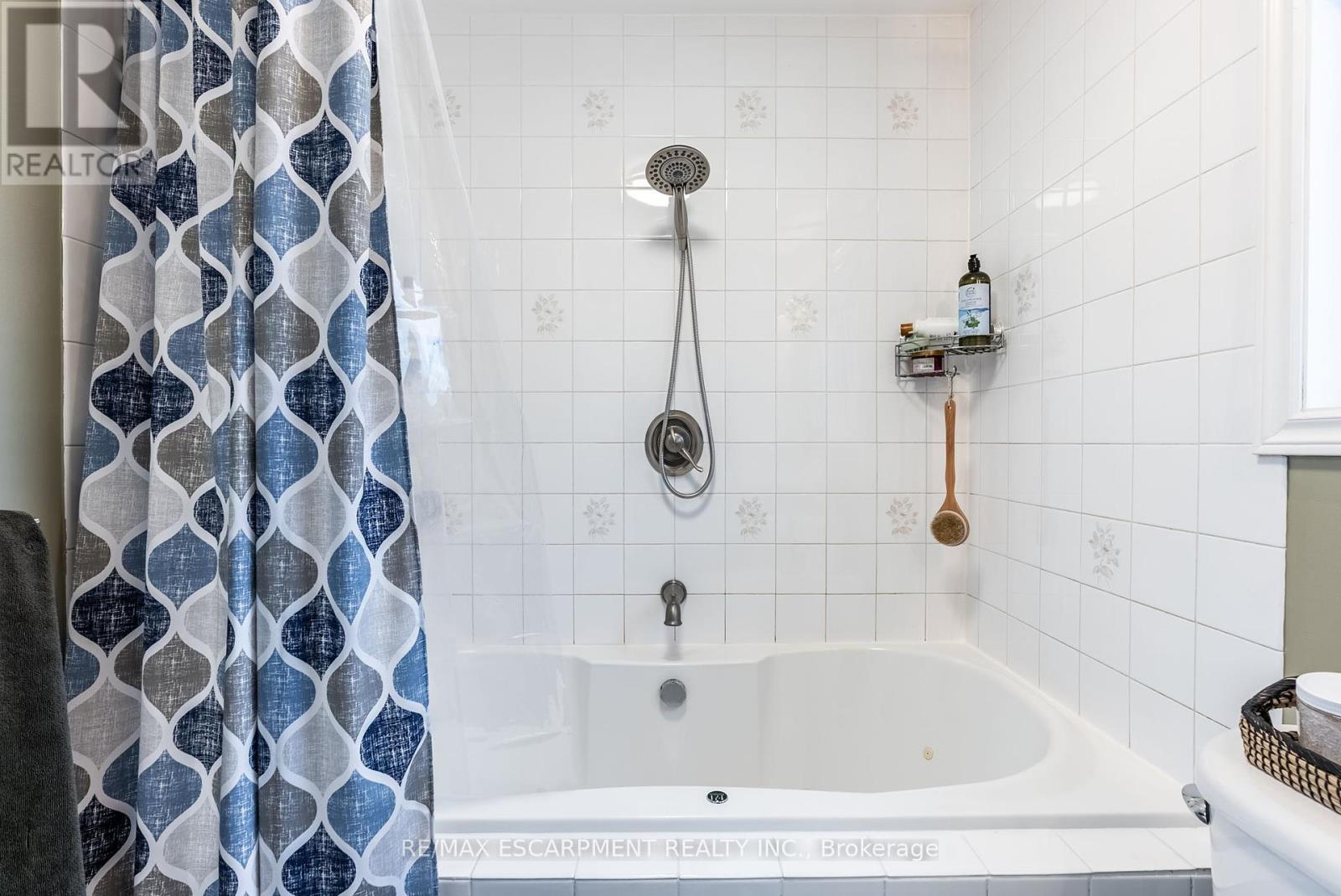 892 Sixth Street, Mississauga, Ontario  L5E 1N6 - Photo 29 - W12063675