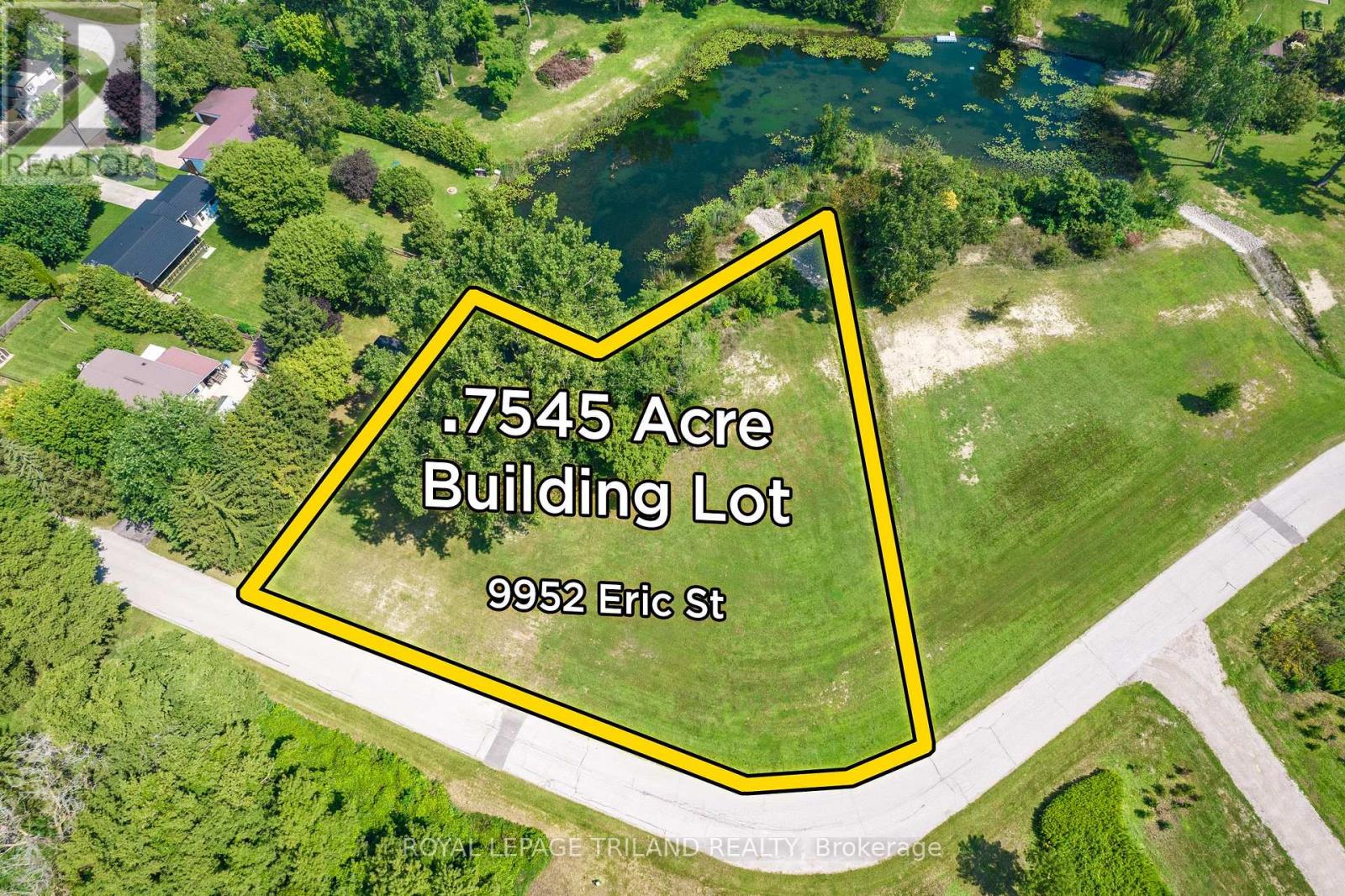 9952 Eric Street, Lambton Shores, Ontario  N0M 2N0 - Photo 1 - X12063769