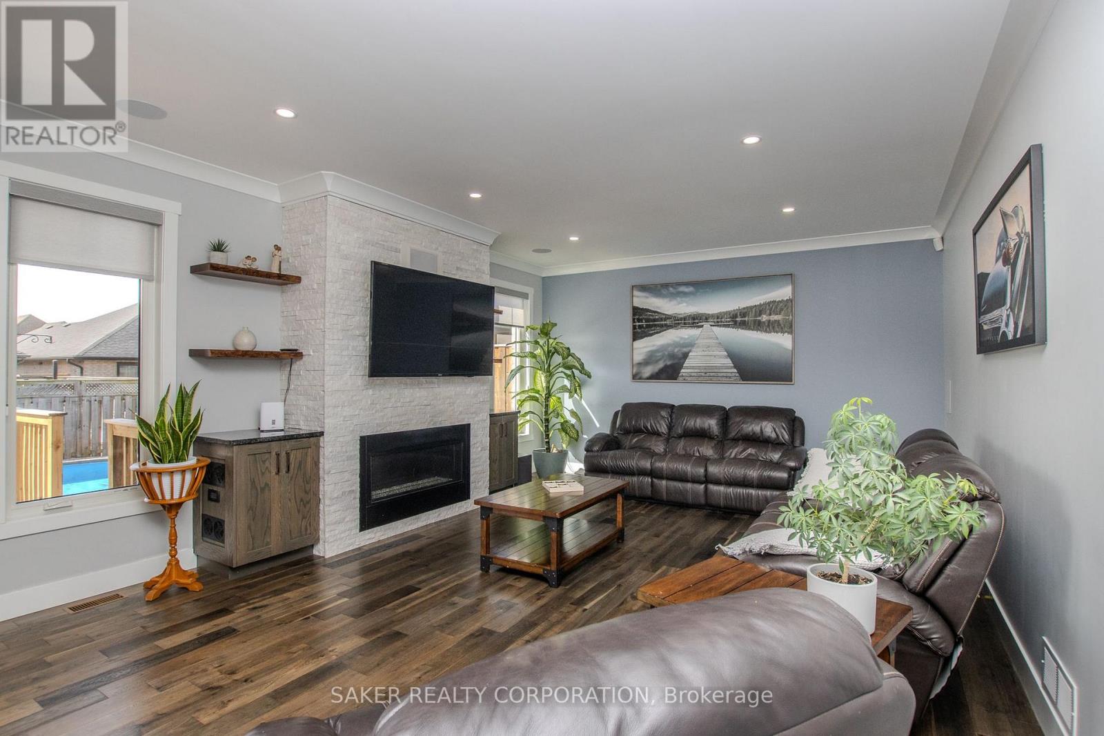 178 Acton Street, Strathroy-Caradoc, Ontario  N7G 0C7 - Photo 8 - X12063590