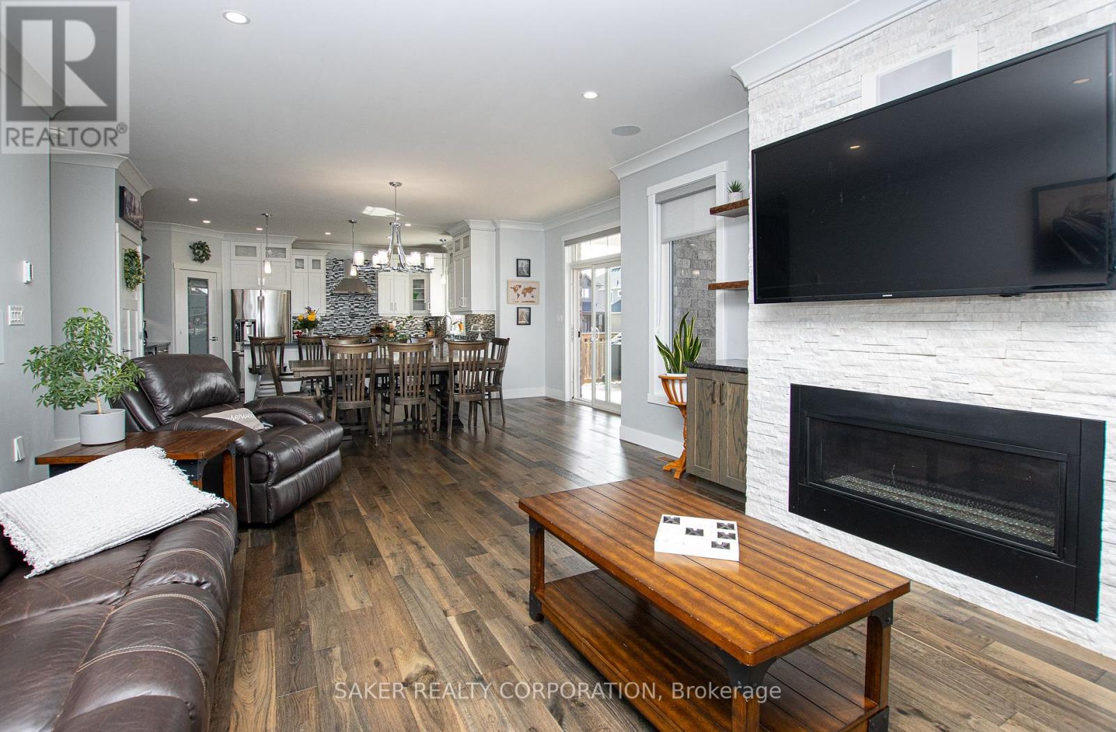 178 Acton Street, Strathroy-Caradoc, Ontario  N7G 0C7 - Photo 9 - X12063590