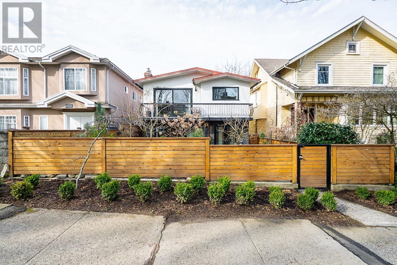 2755 Franklin Street, Vancouver, British Columbia  V5K 1X7 - Photo 3 - R2984631