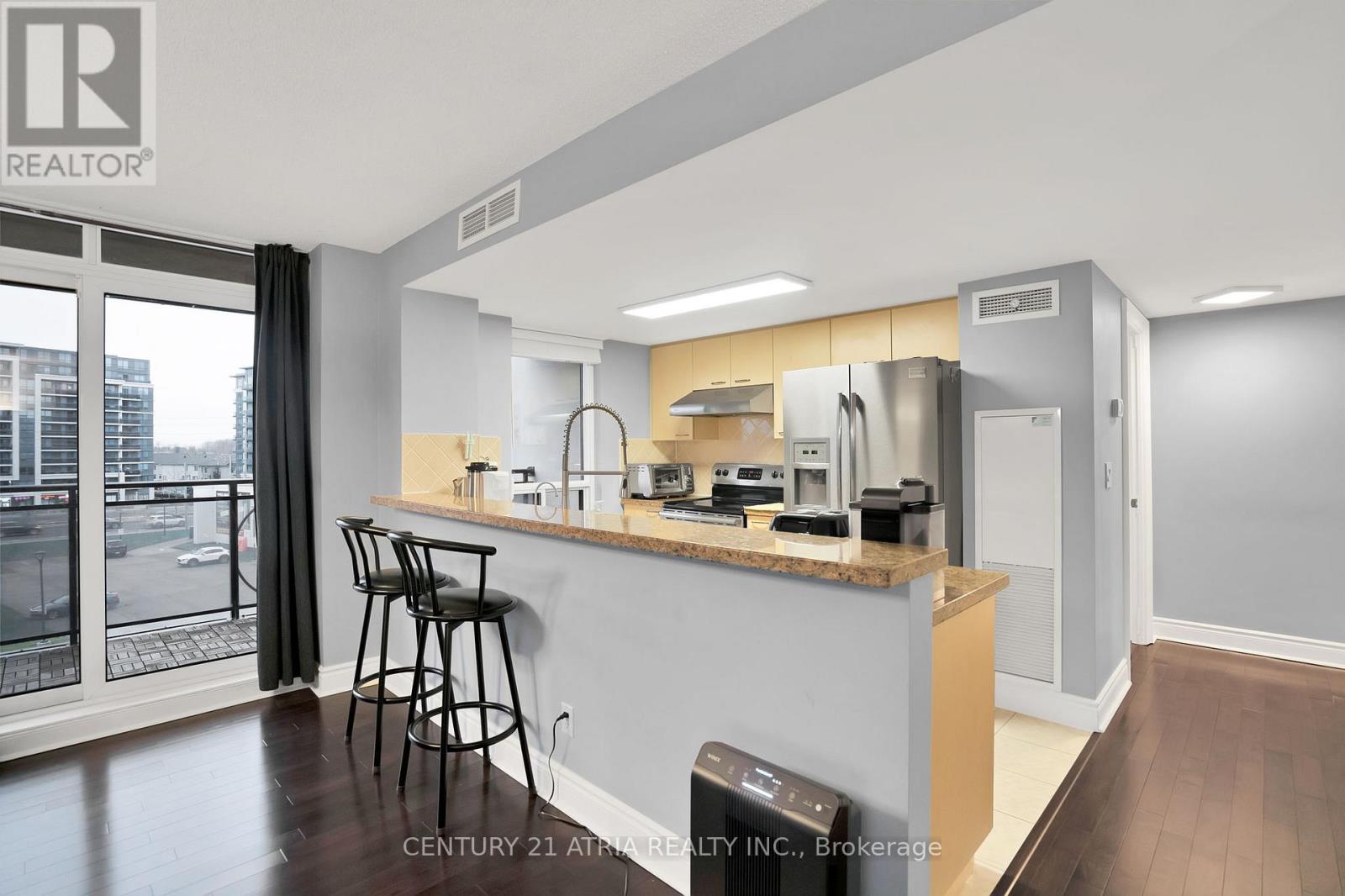 610 - 51 Saddlecreek Drive, Markham, Ontario  L3T 7Z1 - Photo 2 - N12063760