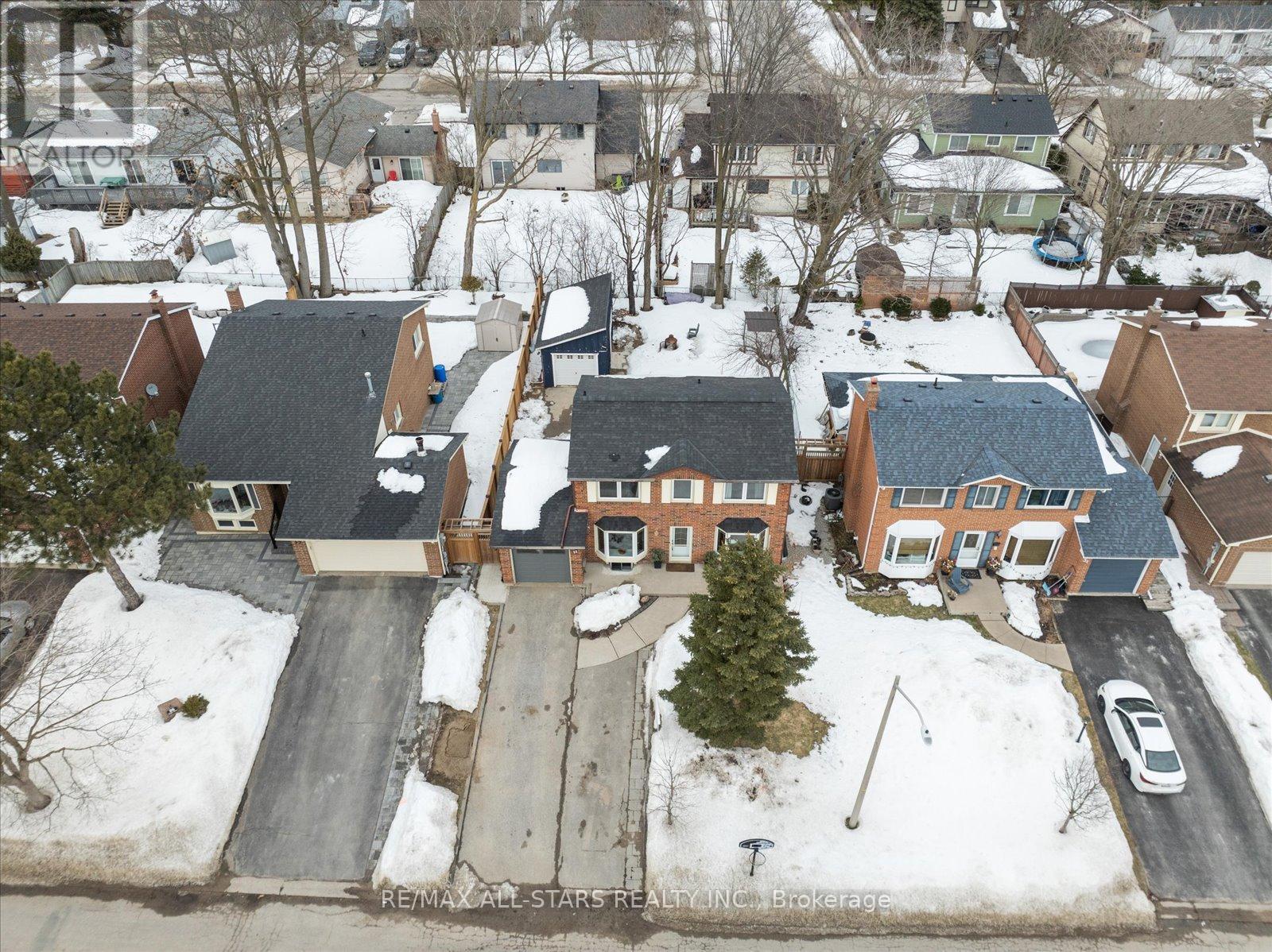 Property at 33 PEPLER PLACE image 2
