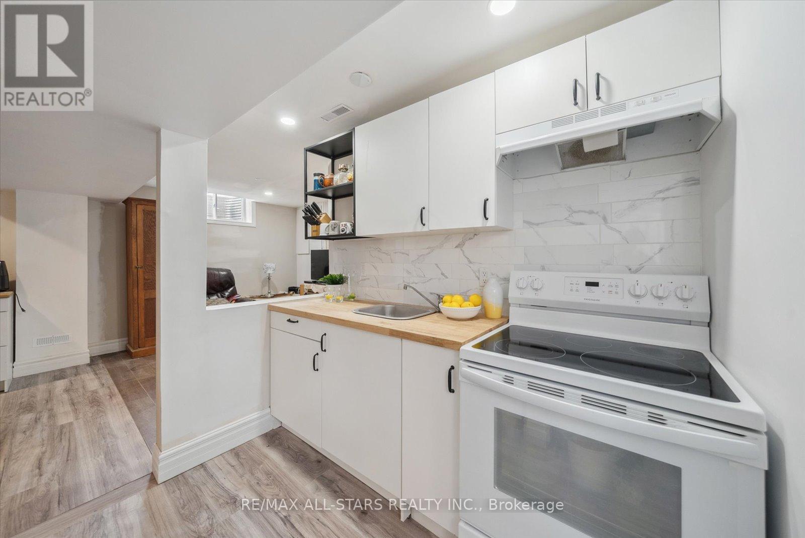 33 Pepler Place, Barrie (Sunnidale), Ontario  L4N 5E3 - Photo 32 - S12063761