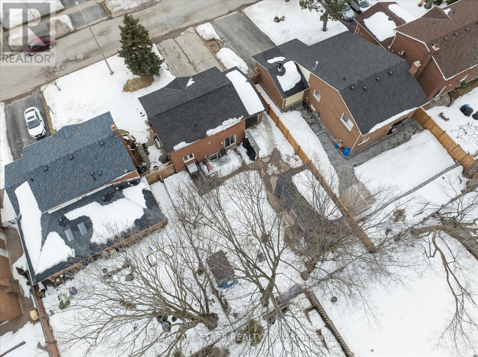 33 Pepler Place, Barrie (Sunnidale), Ontario  L4N 5E3 - Photo 43 - S12063761