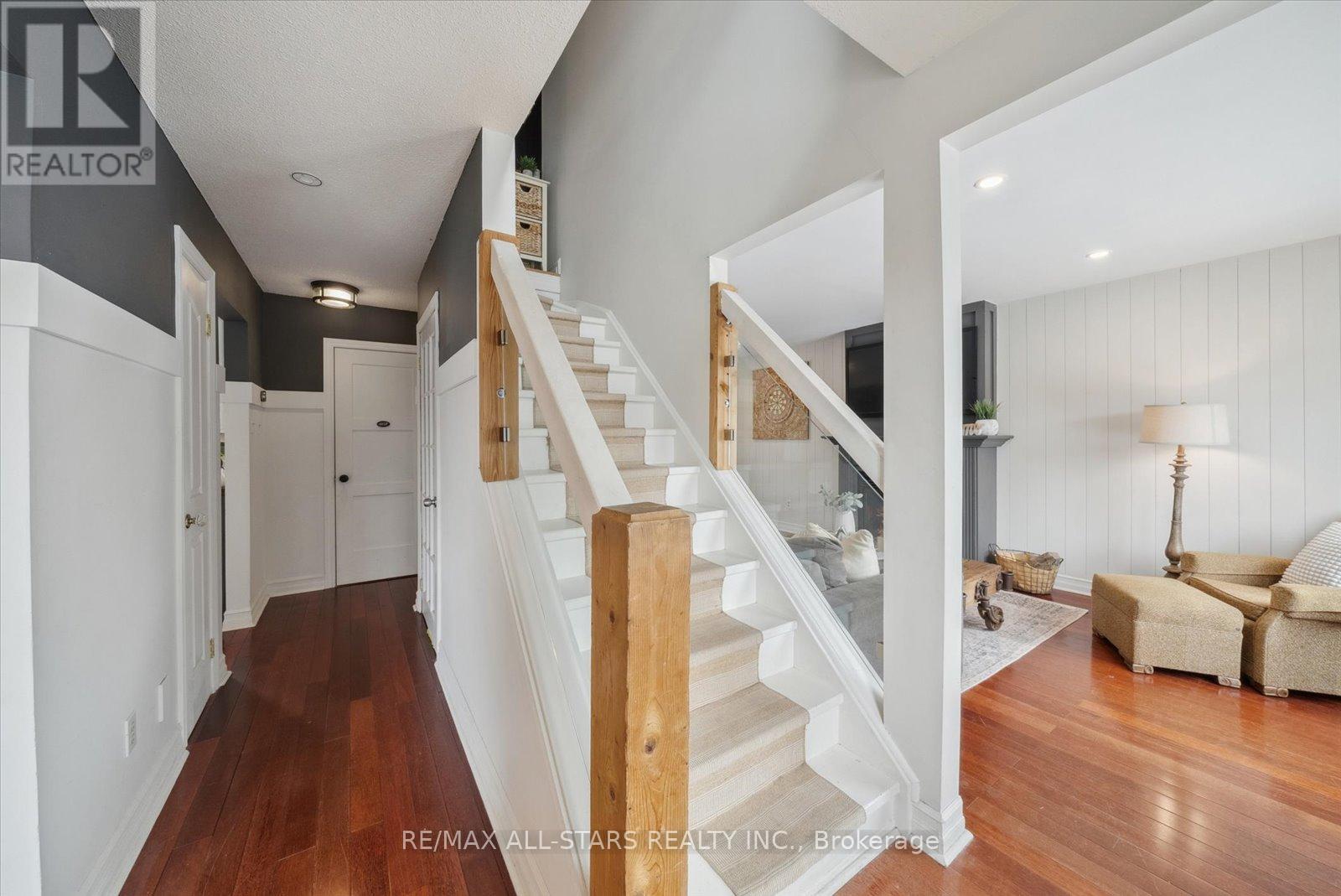 Property at 33 PEPLER PLACE image 5