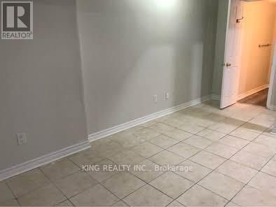 3355 Aquinas Avenue, Mississauga, Ontario  L5M 7L2 - Photo 5 - W12063776