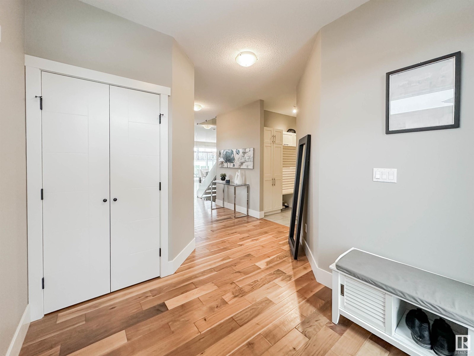 Property at 85 NAULT CR image 3