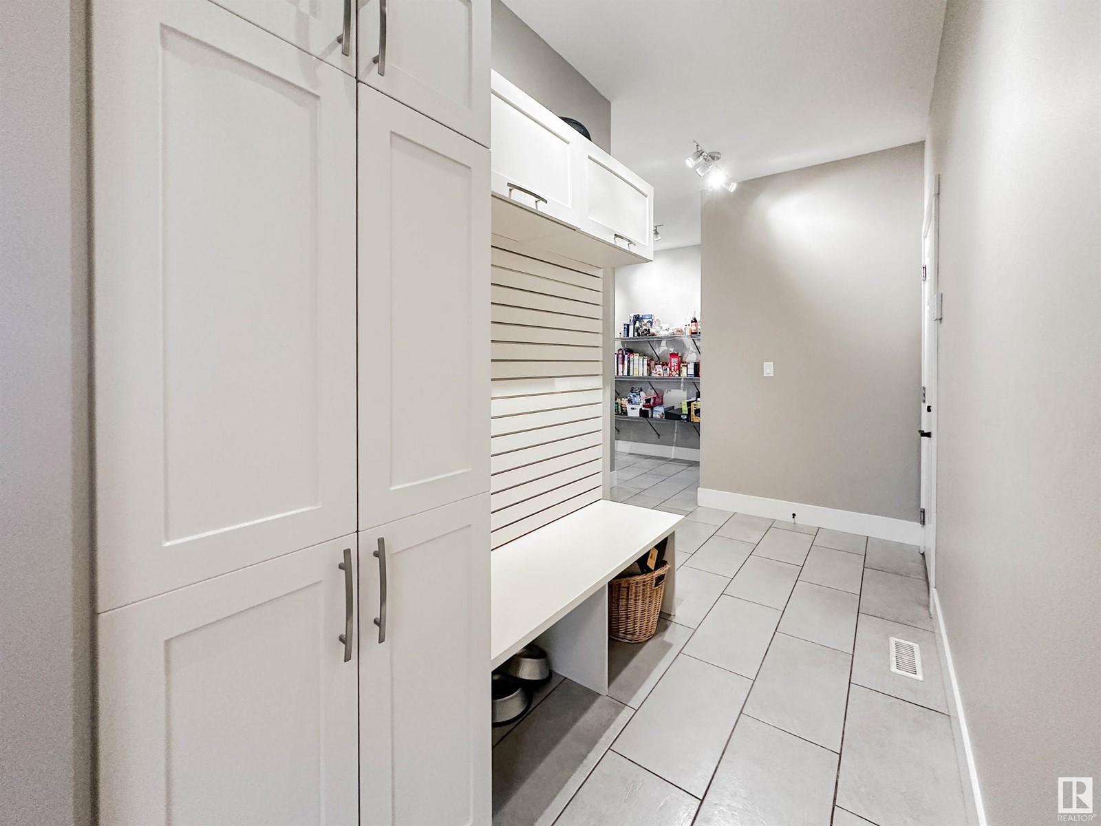 Property at 85 NAULT CR image 5