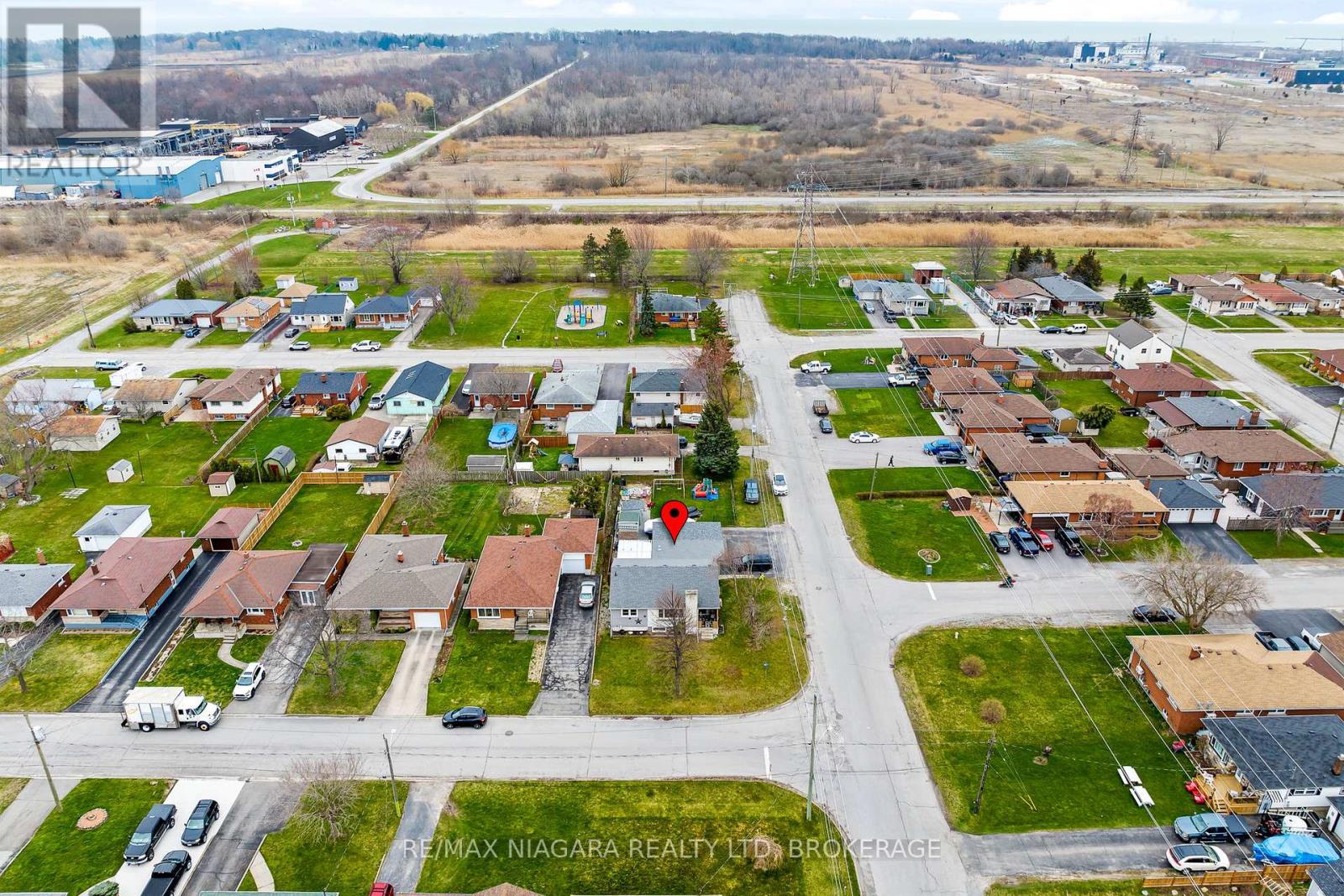 Property at 477 BELL STREET image 3