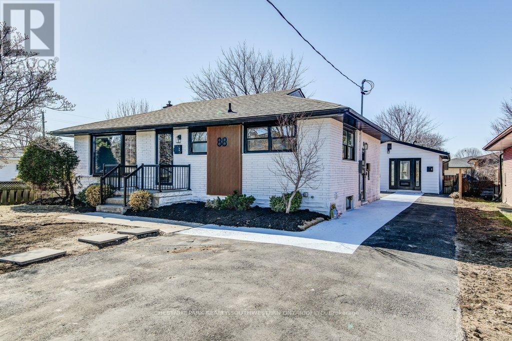 Property at 88 WOODHAVEN ROAD image 3