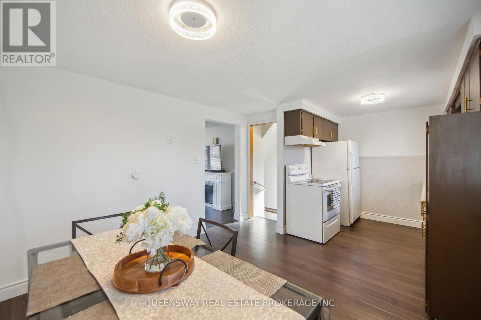150 Hillmer Road, Cambridge, Ontario  N1R 6N8 - Photo 6 - X12063790