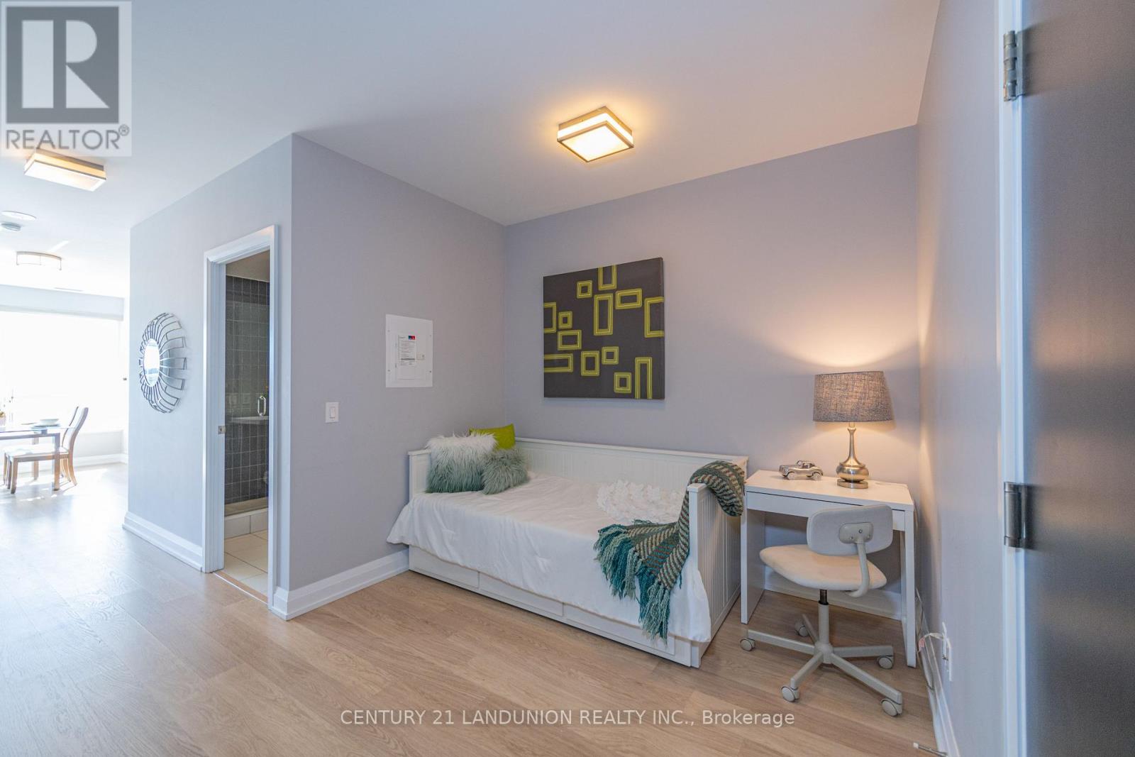 909 - 2 Anndale Drive, Toronto, Ontario  M2N 0G2 - Photo 11 - C12009127