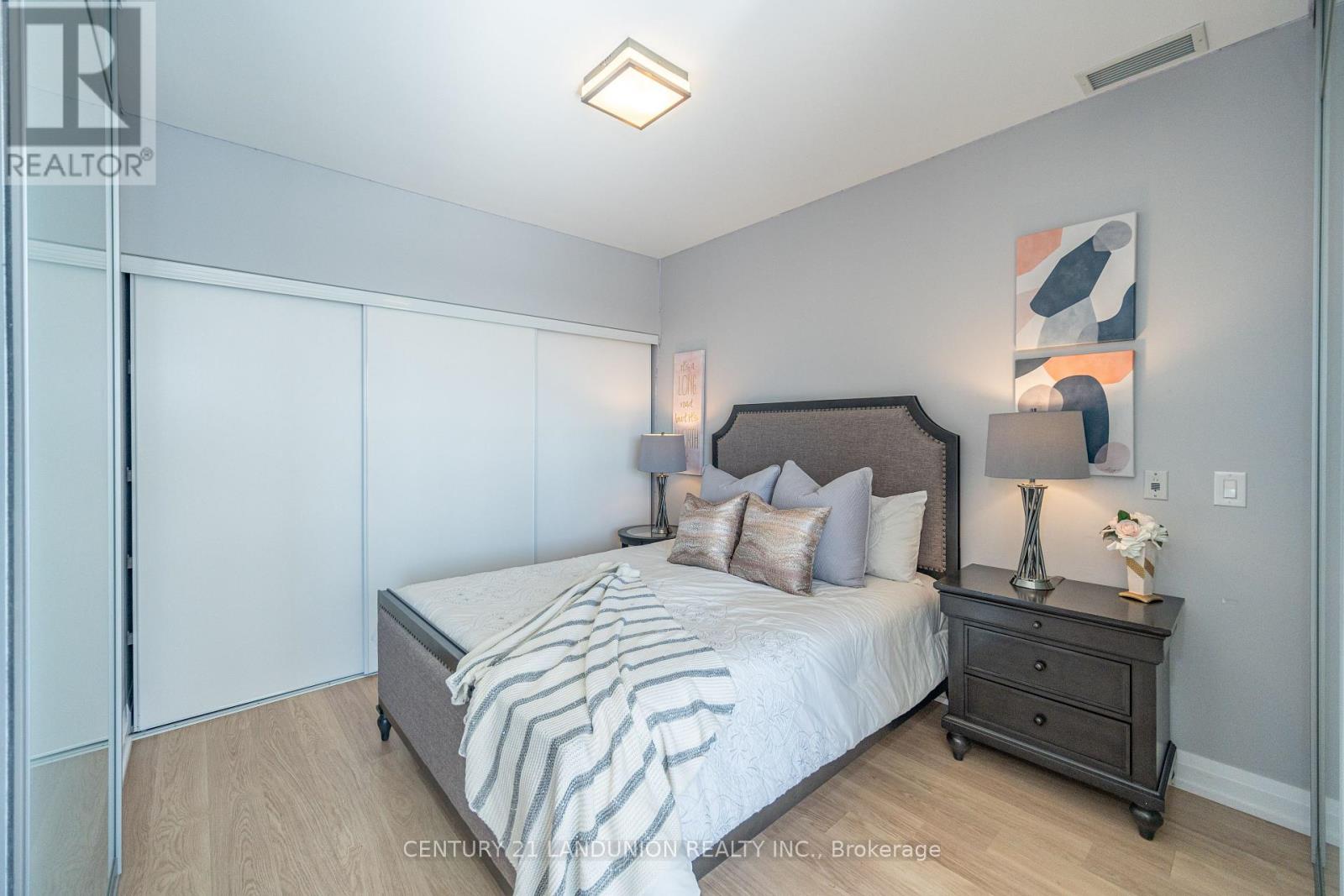 909 - 2 Anndale Drive, Toronto, Ontario  M2N 0G2 - Photo 14 - C12009127