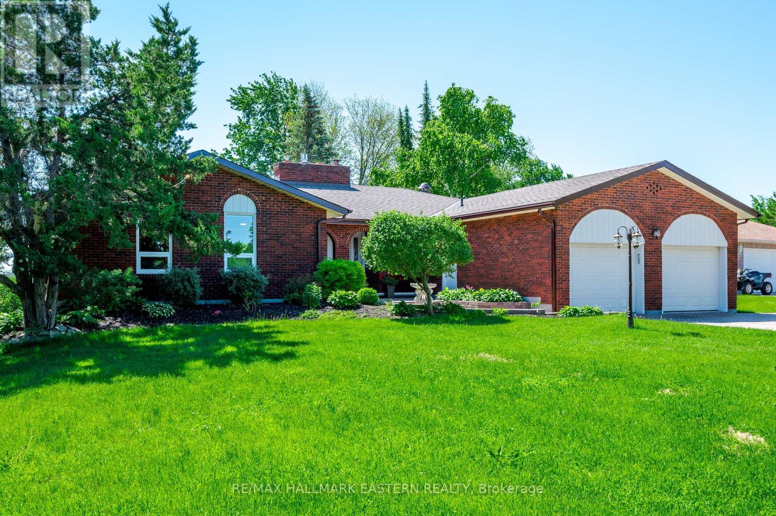 1121 Connaught Drive, Selwyn, Ontario  K0L 1T0 - Photo 11 - X12063813