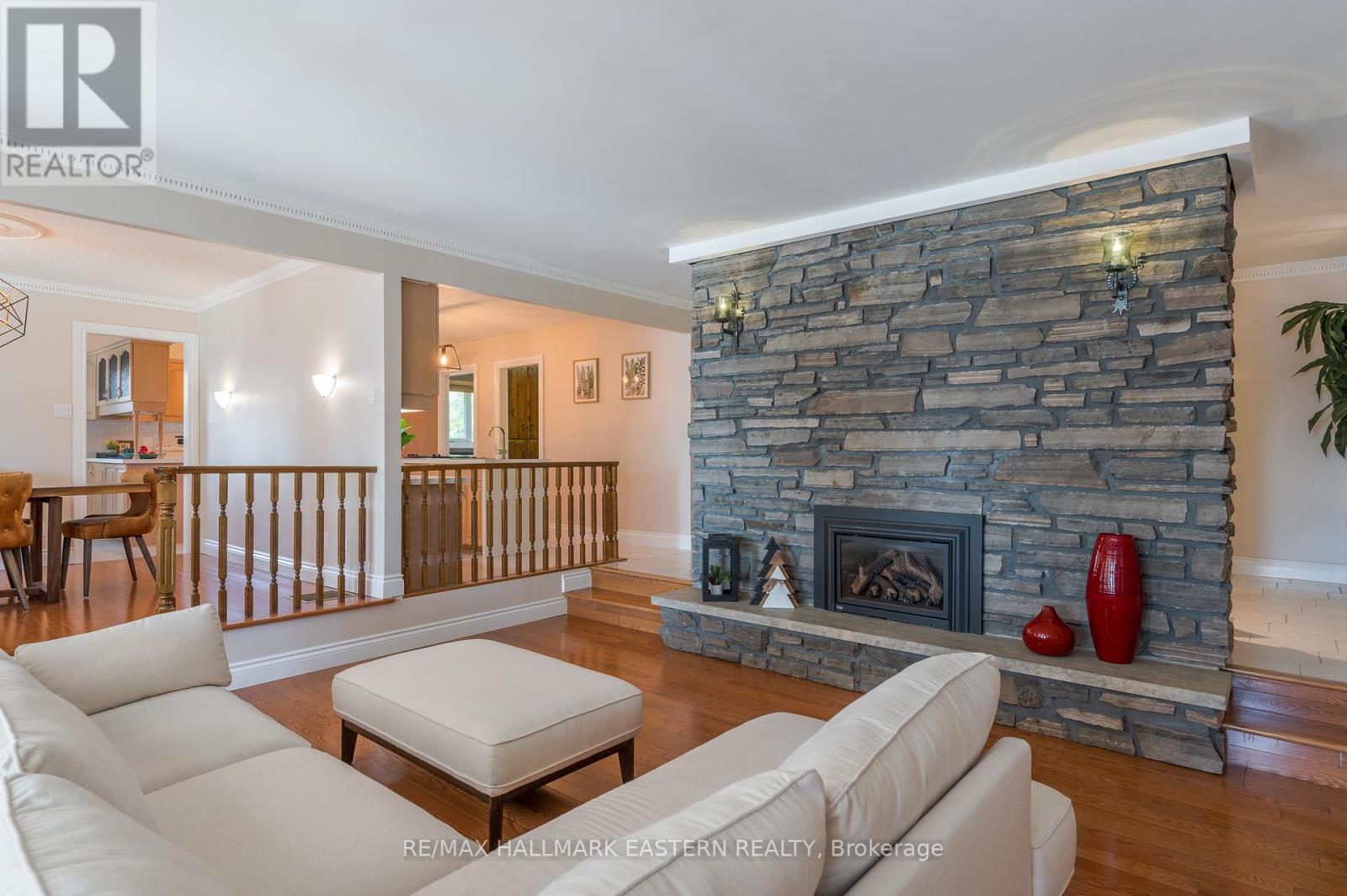 1121 Connaught Drive, Selwyn, Ontario  K0L 1T0 - Photo 20 - X12063813