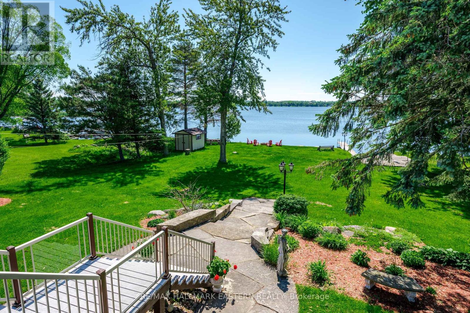 1121 Connaught Drive, Selwyn, Ontario  K0L 1T0 - Photo 6 - X12063813