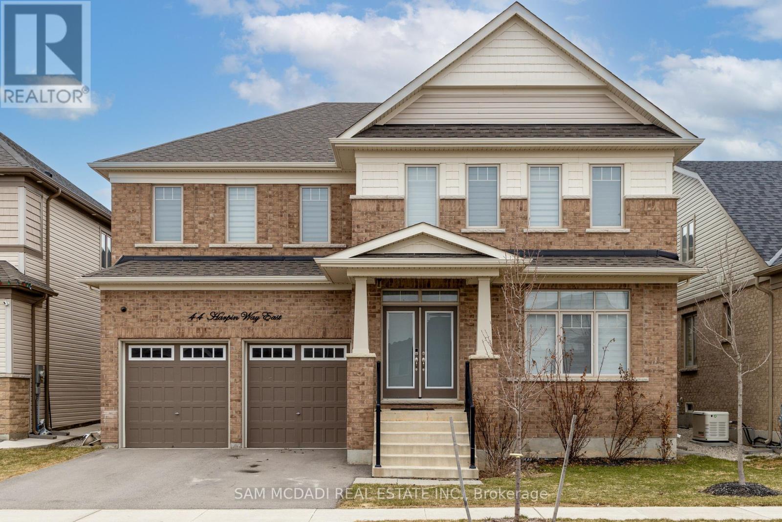Property at 44 HARPIN WAY E image 1