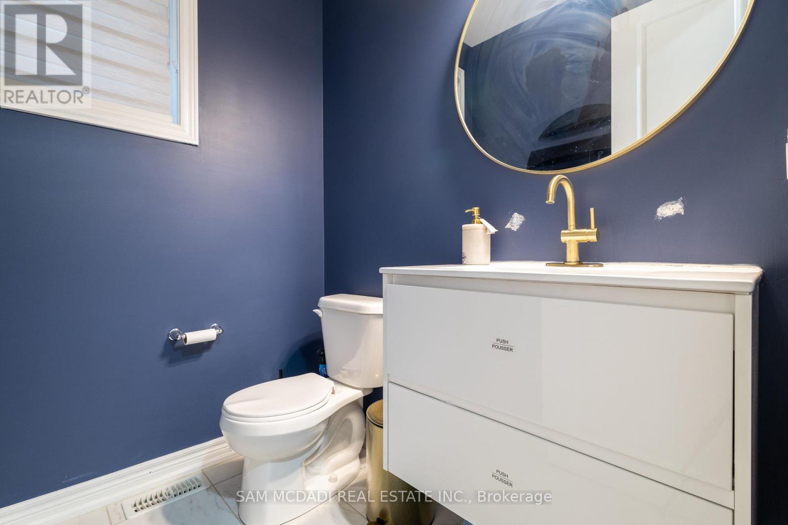 Property at 44 HARPIN WAY E image 5