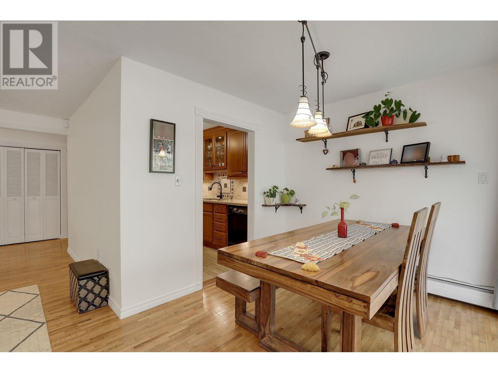 302 555 W 28th Street, North Vancouver, British Columbia  V7N 2J7 - Photo 6 - R2952419