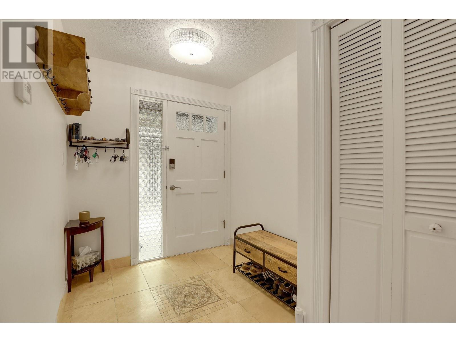 302 555 W 28th Street, North Vancouver, British Columbia  V7N 2J7 - Photo 21 - R2952419