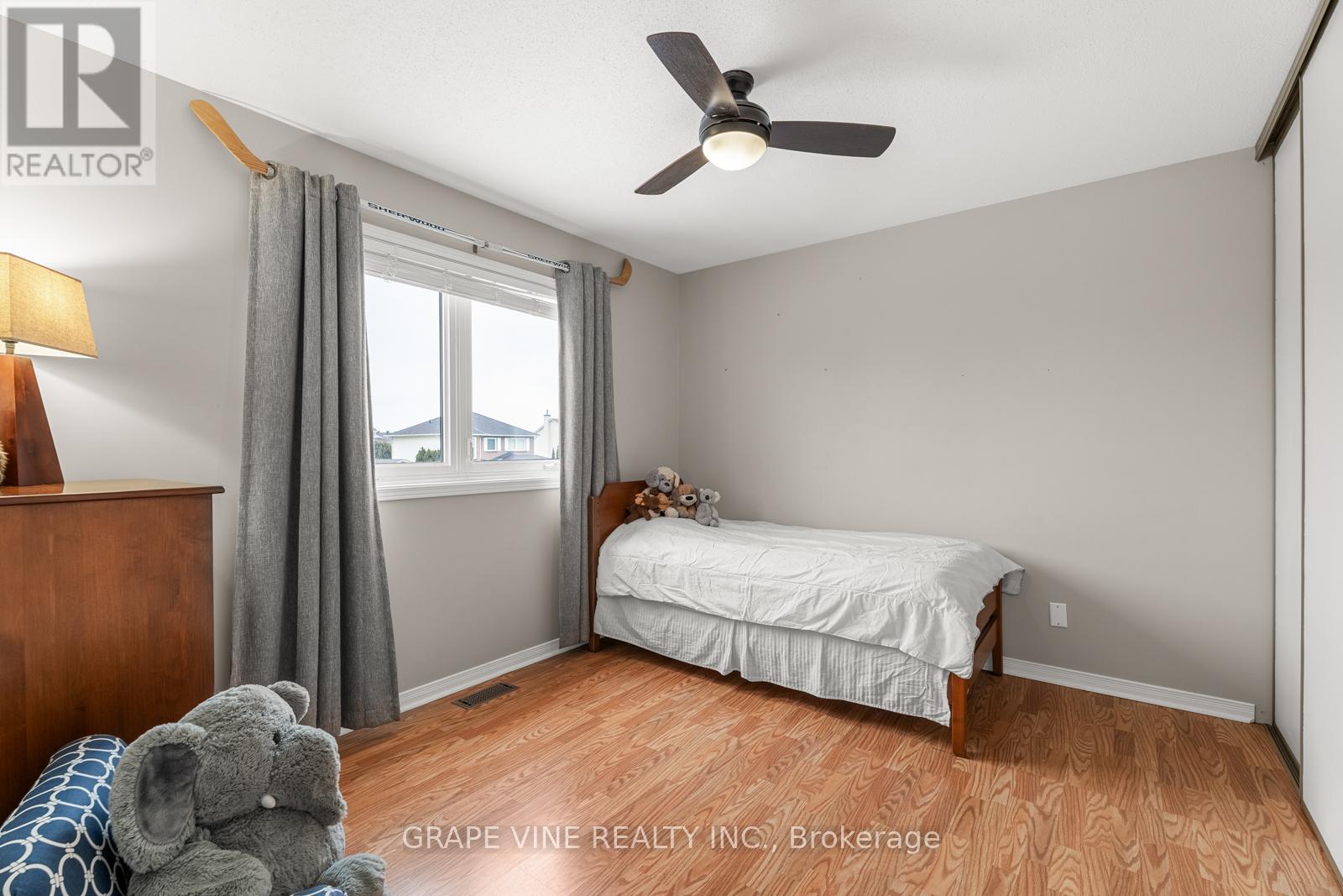 1651 Westport Crescent, Ottawa, Ontario  K1C 6C4 - Photo 26 - X12063842