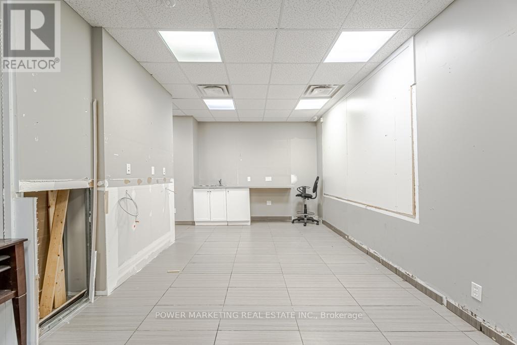 C - 1883 Bank Street, Ottawa, Ontario  K1V 7Z9 - Photo 18 - X12063845