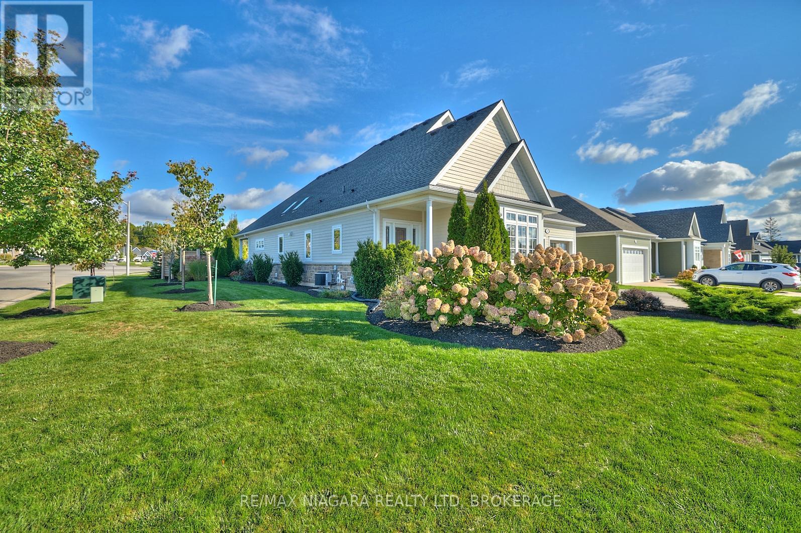 Property at 6 DERBYSHIRE DRIVE image 2