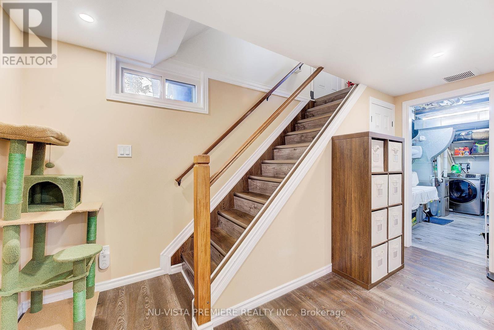 45 Mohegan Crescent, London East, Ontario  N5V 2X7 - Photo 26 - X12063850