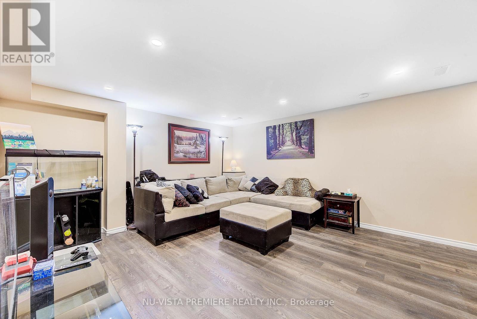 45 Mohegan Crescent, London East, Ontario  N5V 2X7 - Photo 28 - X12063850