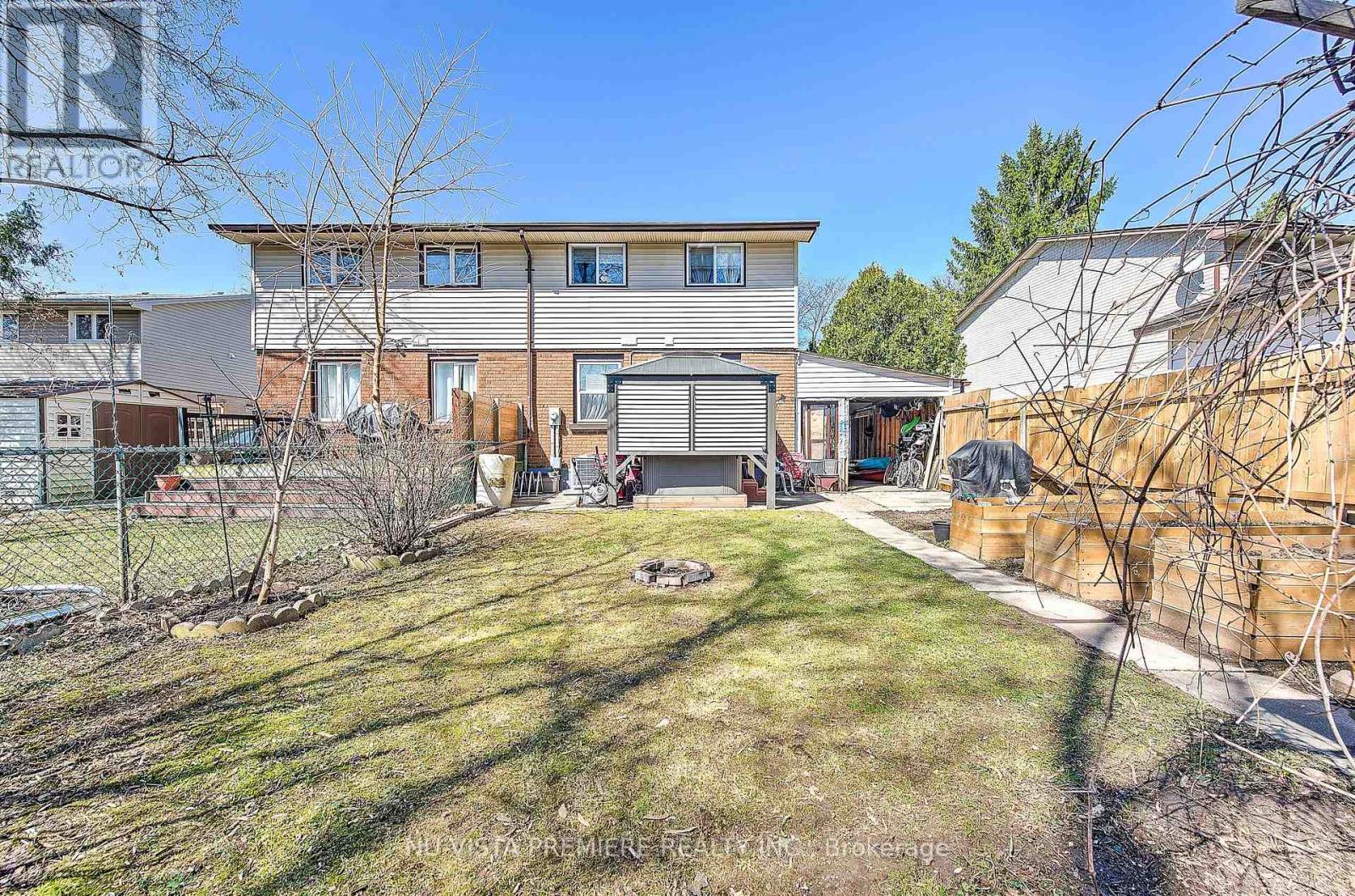 45 Mohegan Crescent, London East, Ontario  N5V 2X7 - Photo 37 - X12063850