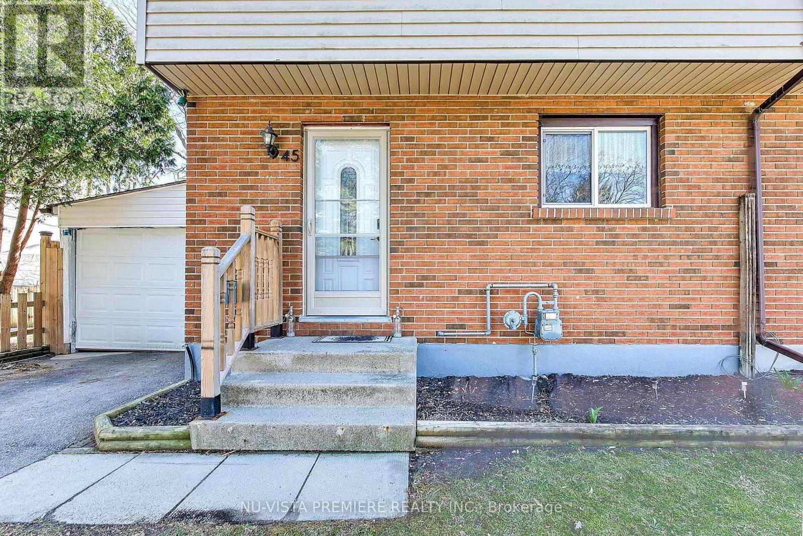 Property at 45 MOHEGAN CRESCENT image 4