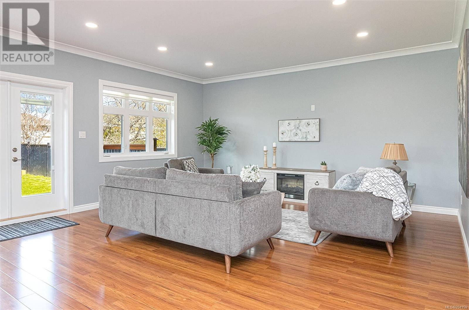 Property at 1680 Cedar Ave image 1