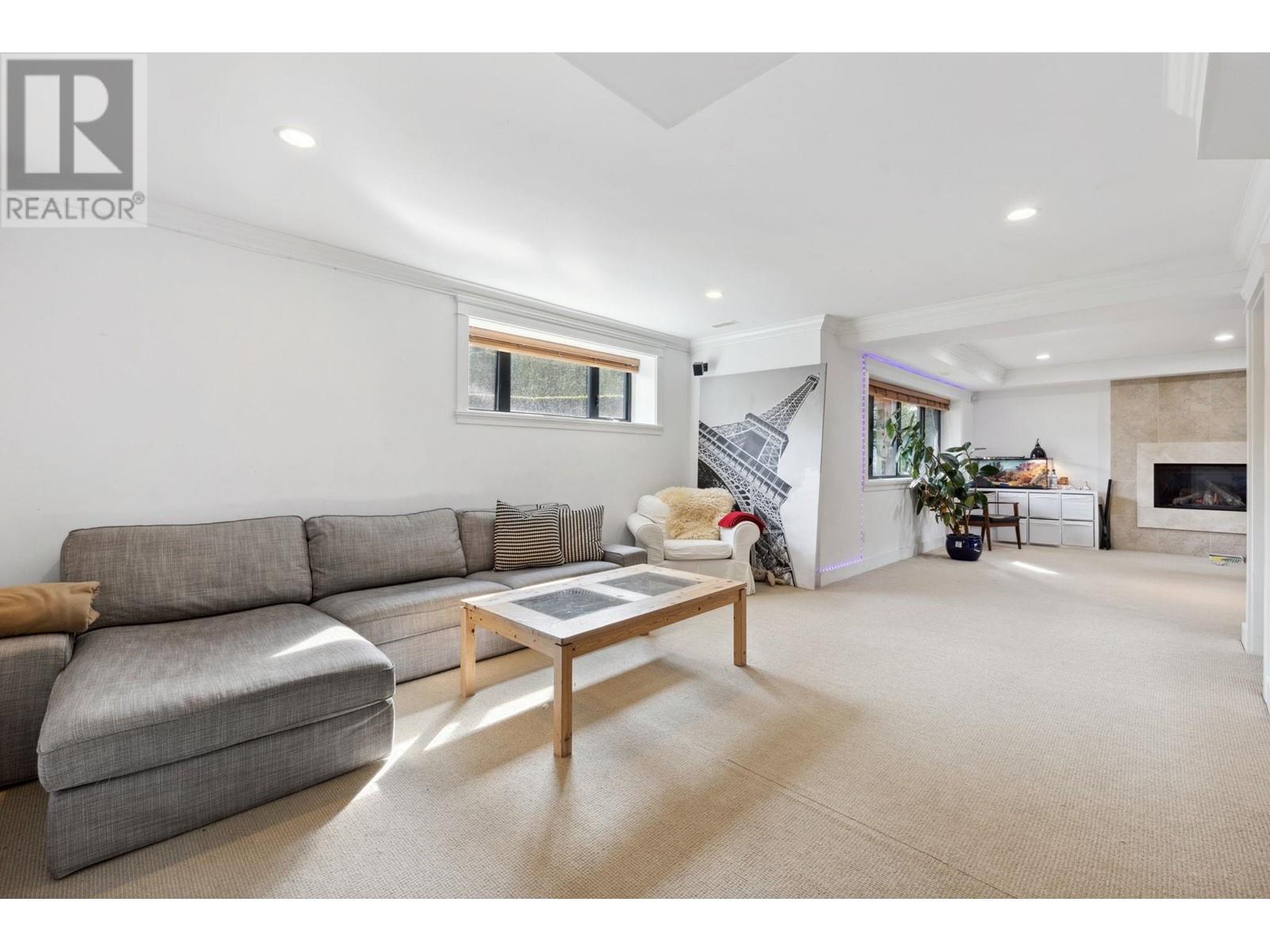 1031 Inglewood Avenue, West Vancouver, British Columbia  V7T 1Y1 - Photo 29 - R2985111