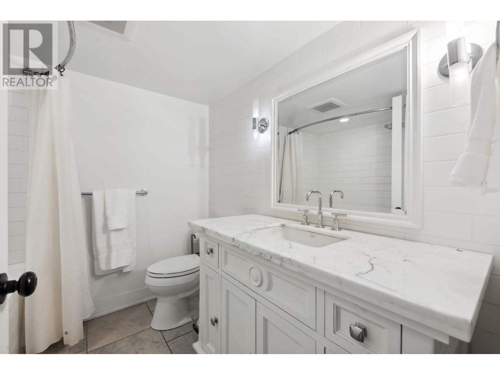 1031 Inglewood Avenue, West Vancouver, British Columbia  V7T 1Y1 - Photo 30 - R2985111
